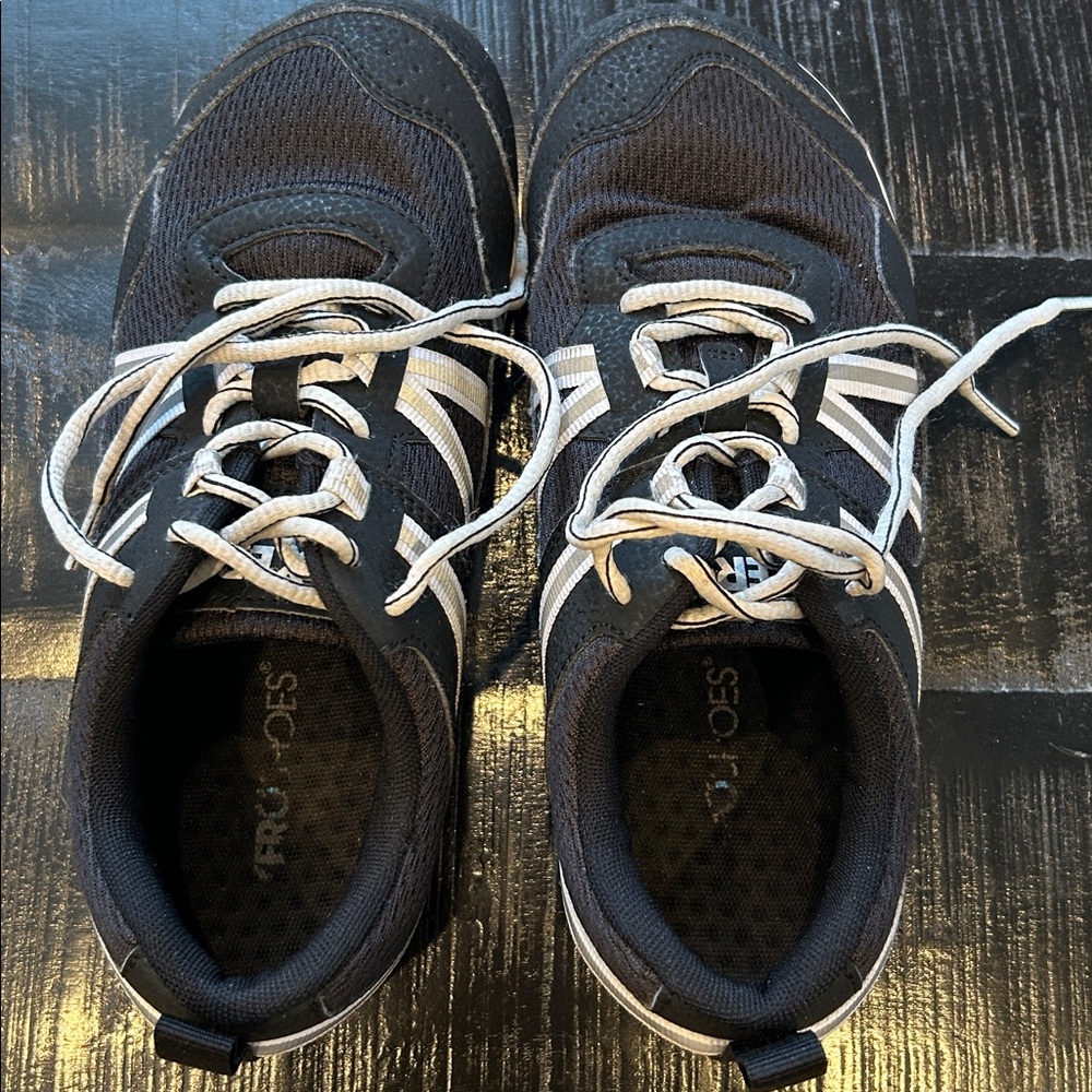 Xero Shoes Women’s Prio Barefoot Athletic Sneaker - Picture 11 of 15